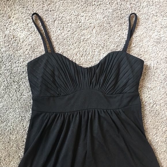 SALE! 3/15$ H&M Sleeveless Top - Picture 3 of 7